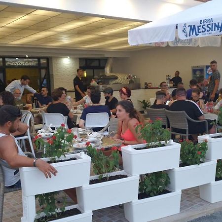 Hotel Ristorante Stellato Trebisacce Εξωτερικό φωτογραφία